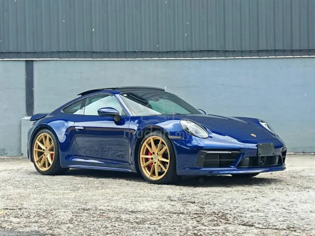 Porsche 911 Carrera 4S