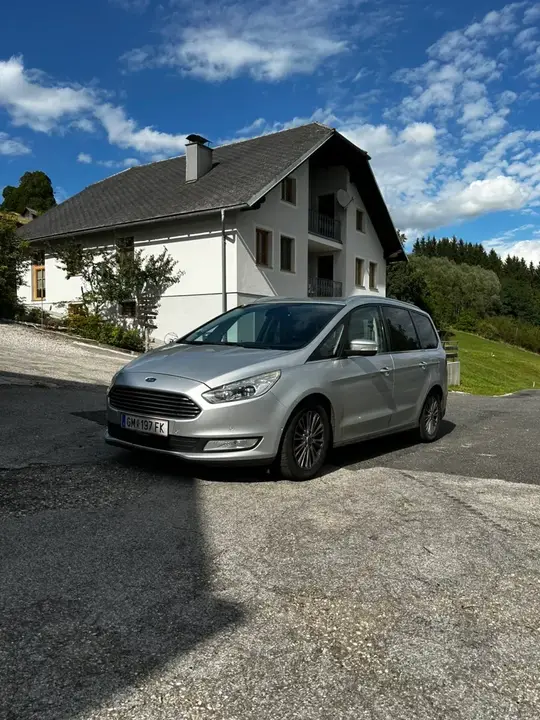 Ford Galaxy 2016 photo 2