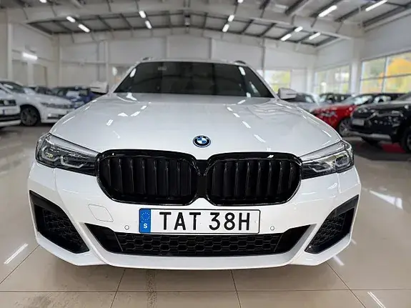 BMW 530E 2022 photo 2