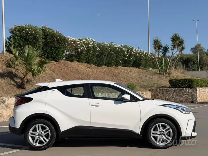 Toyota C-Hr 2022 photo 5