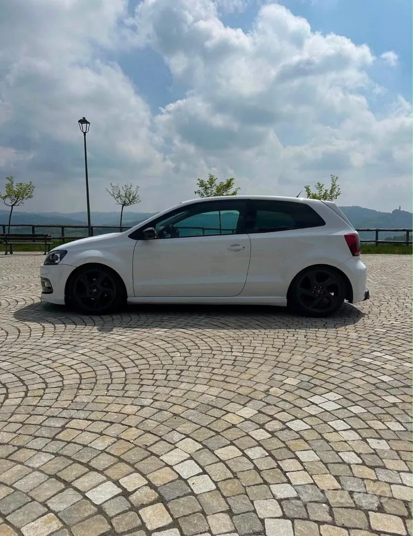 Volkswagen Polo 2011 photo 5