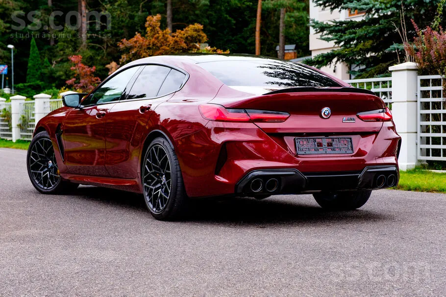 BMW M8 2024 photo 2