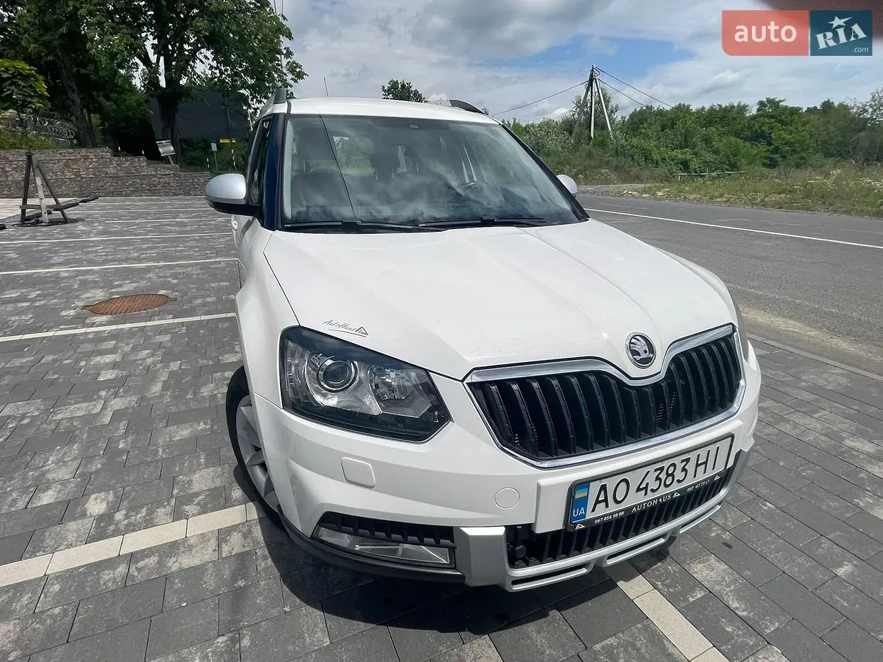 Skoda Yeti 2015 photo 3