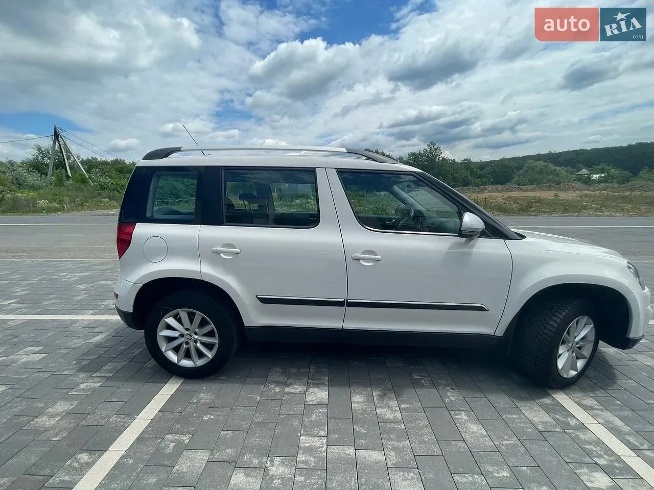 Skoda Yeti 2015 photo 5