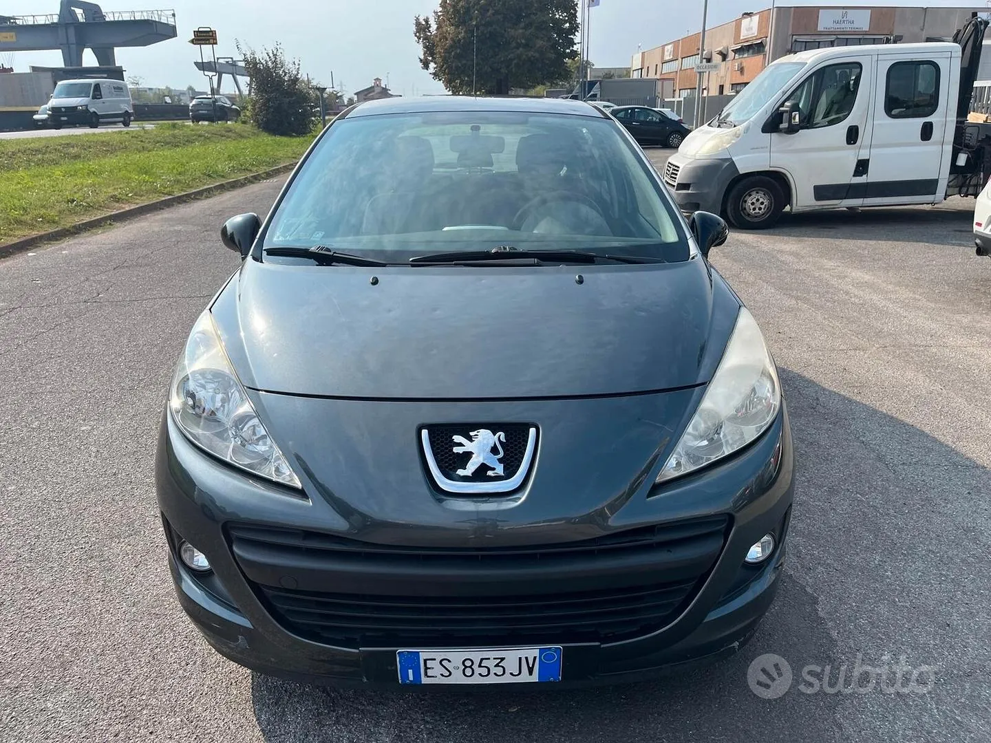 Peugeot 207 2013 photo 3