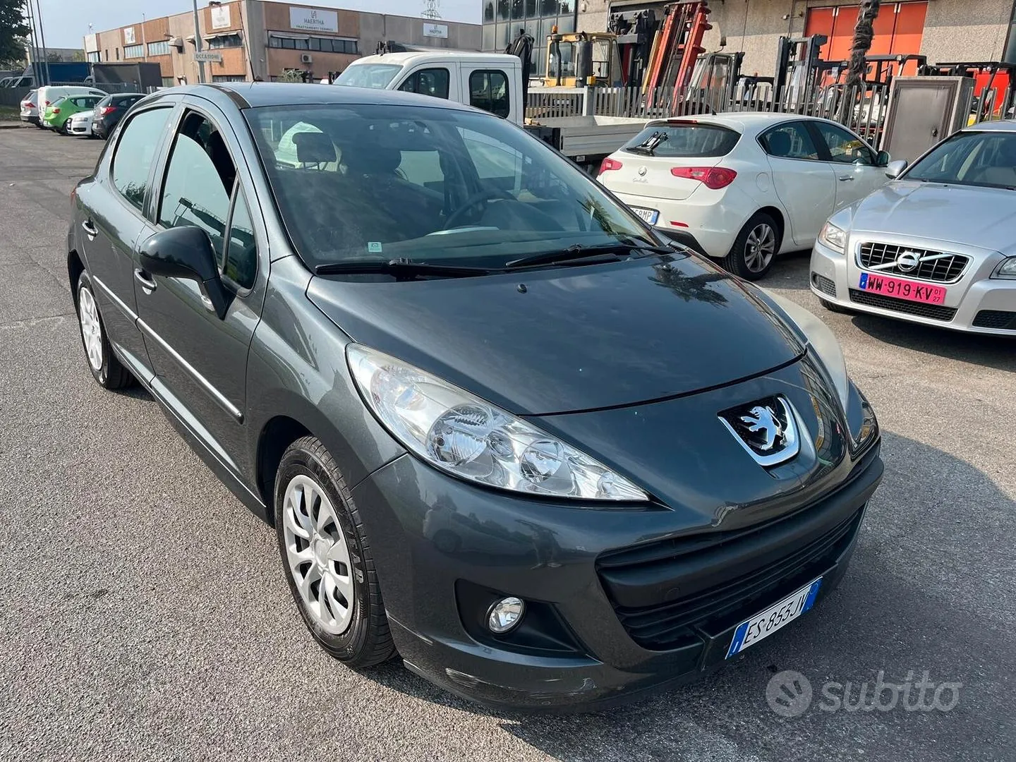 Peugeot 207 2013 photo 2