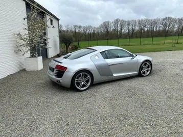 Audi R8 2007 photo 2