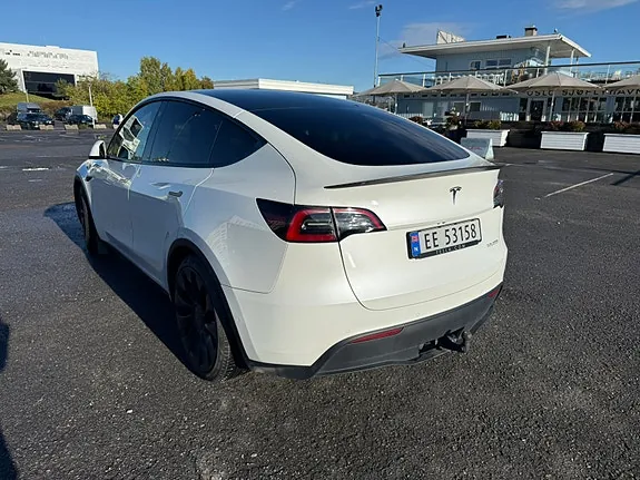 Tesla Model Y 2022 photo 3
