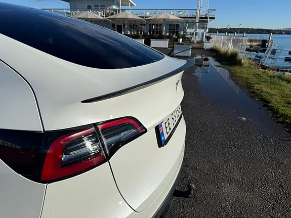 Tesla Model Y 2022 photo 5