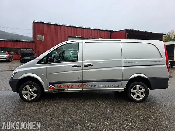 Mercedes-Benz Vito 113 2013 photo 4