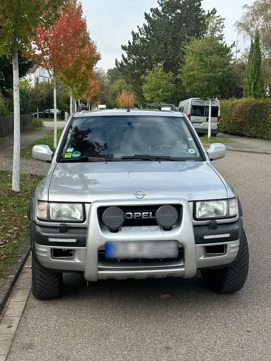 Opel Frontera