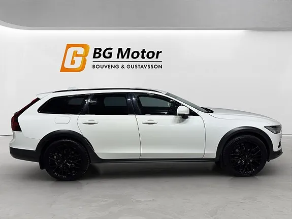Volvo V90 Cross Country 2022 photo 4