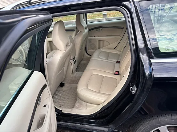 Volvo V70 2015 photo 4