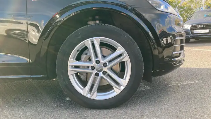 Audi Q5 2020 photo 5