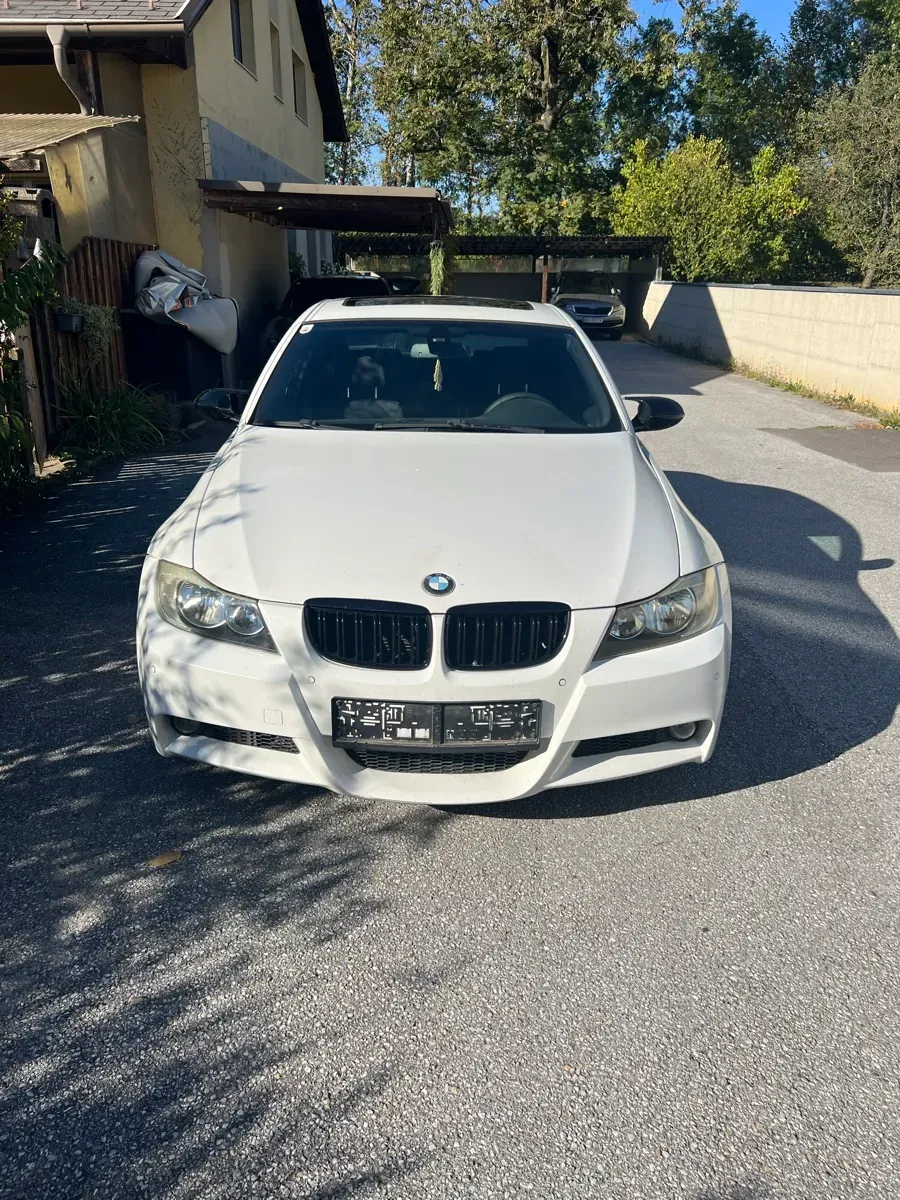 BMW 3 Series 2007 photo 2