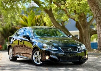 Lexus Is 250 2012 photo 2