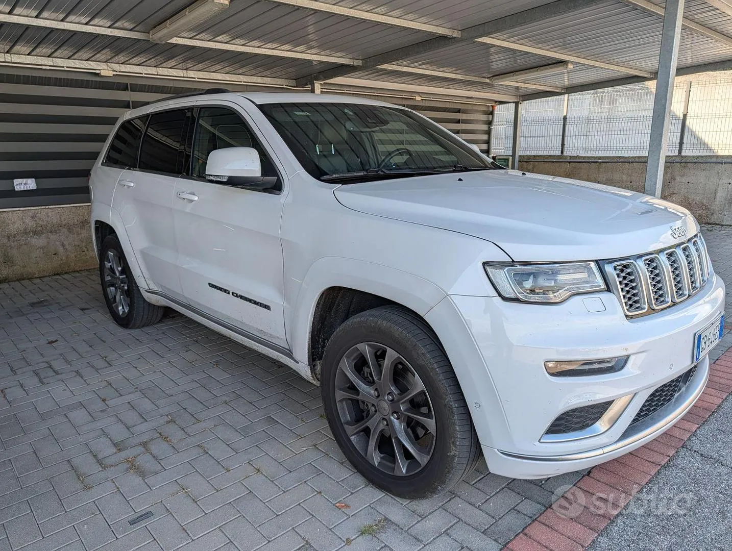 Jeep Grand Cherokee 2020 photo 2