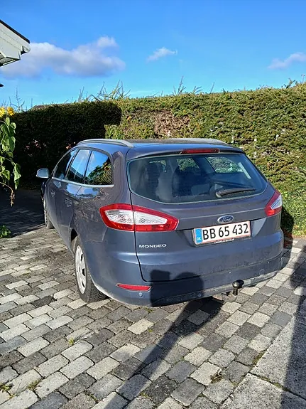 Ford Mondeo 2012 photo 2