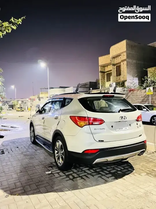 Hyundai Santa Fe 2014 photo 3