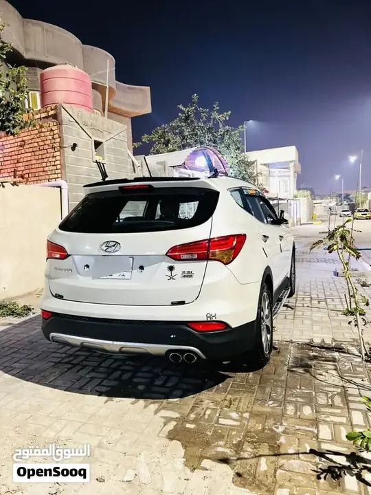 Hyundai Santa Fe 2014 photo 2