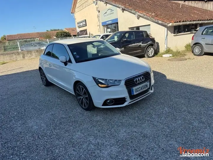 Audi A1 2012 photo 2