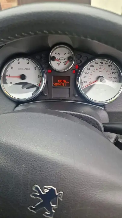 Peugeot 207 2009 photo 4
