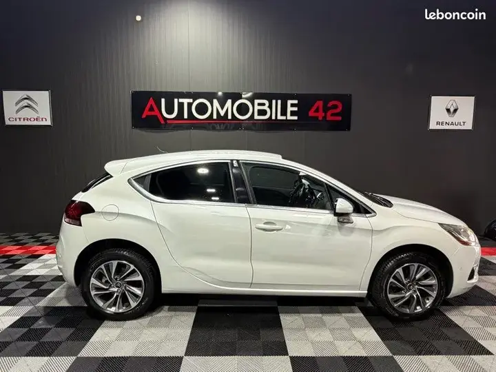 Citroen Ds4 2012 photo 2
