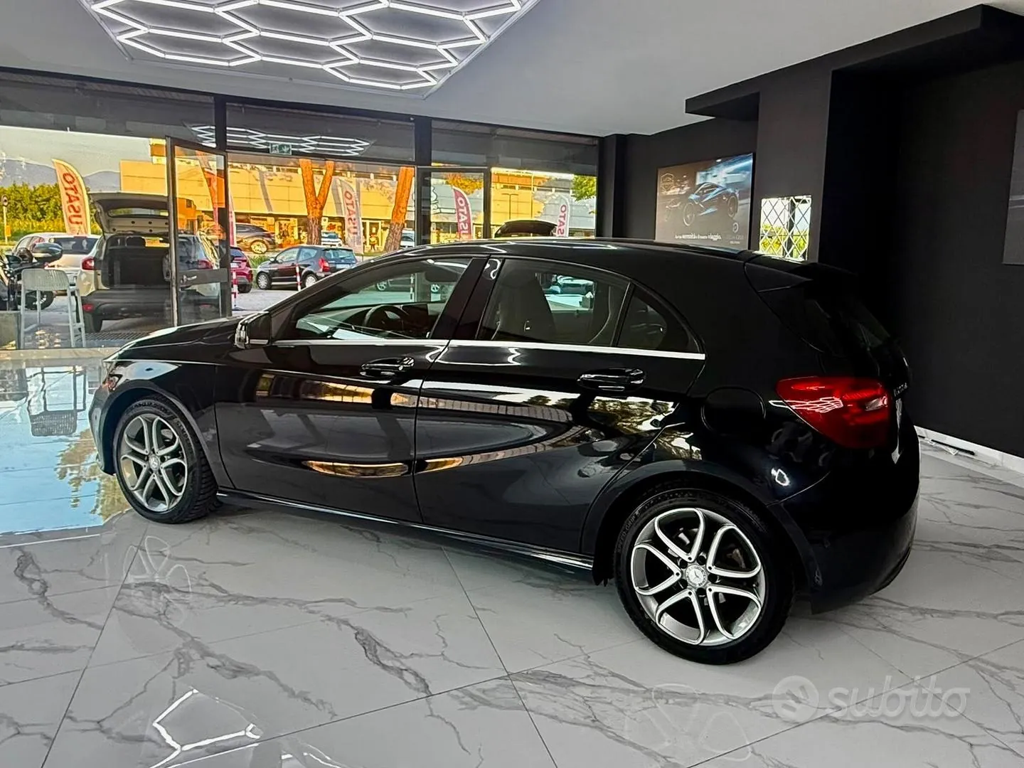 Mercedes-Benz A-Class 2016 photo 4