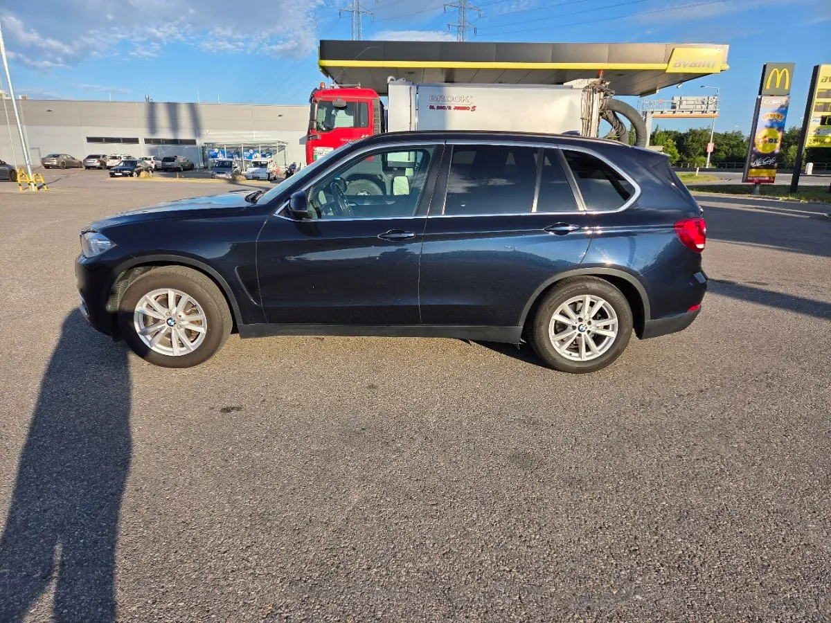 BMW X5 2014 photo 2