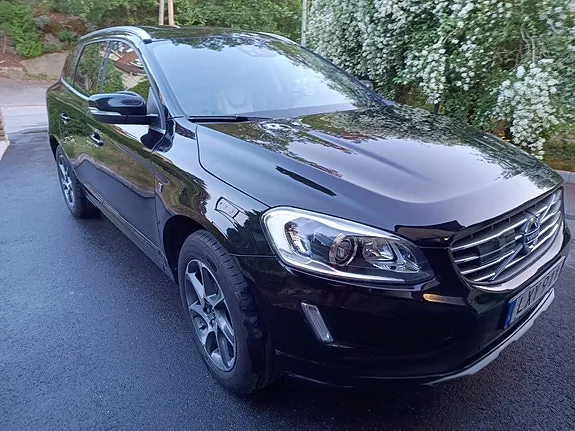 Volvo Xc60 2016 photo 2