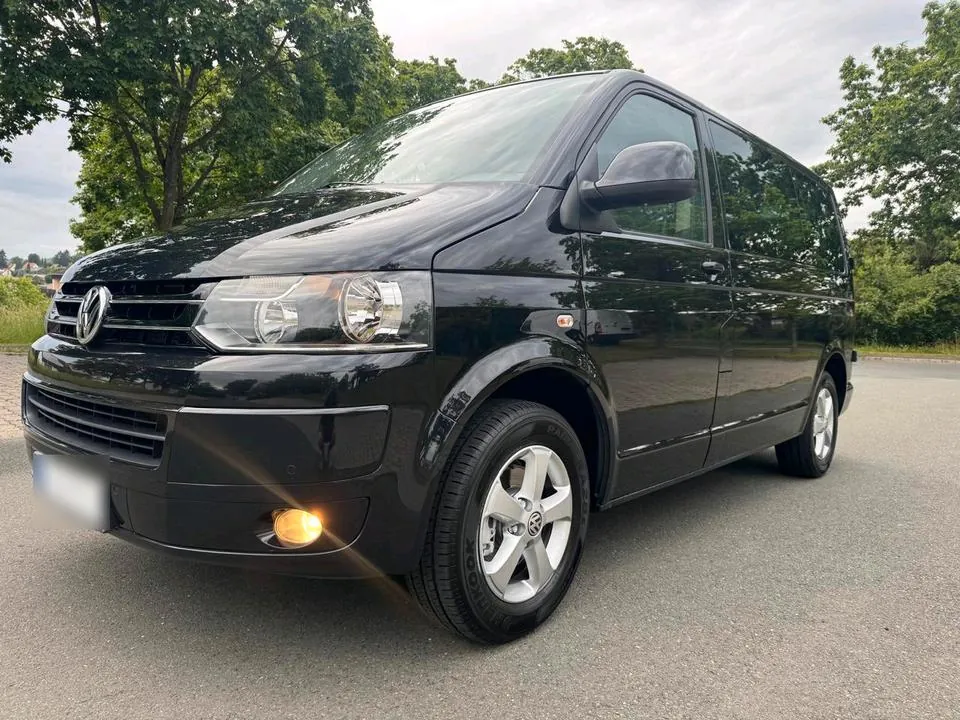 Volkswagen Caravelle
