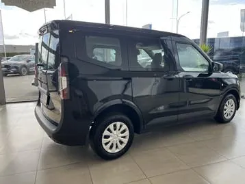 Ford Tourneo Courier 2026 photo 3