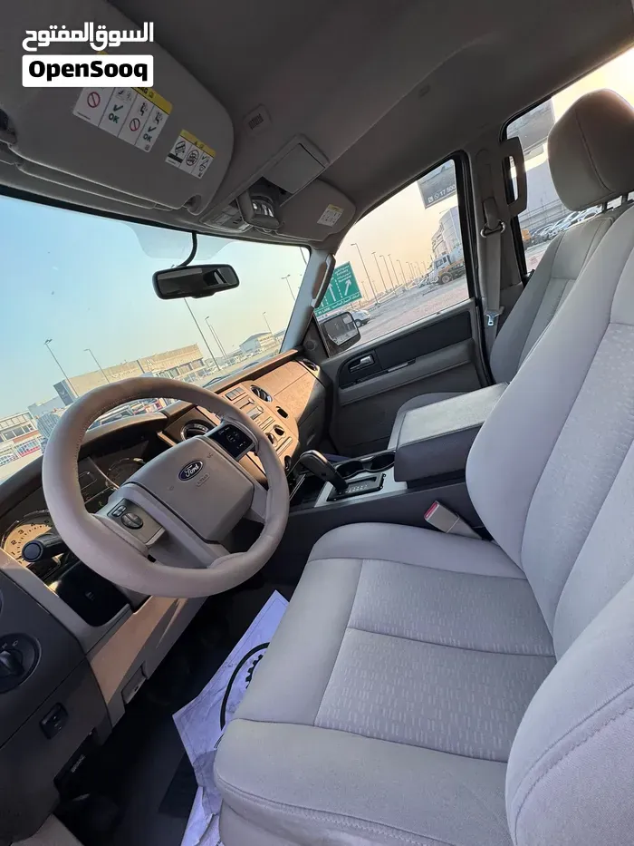 Ford Expedition 2013 photo 4