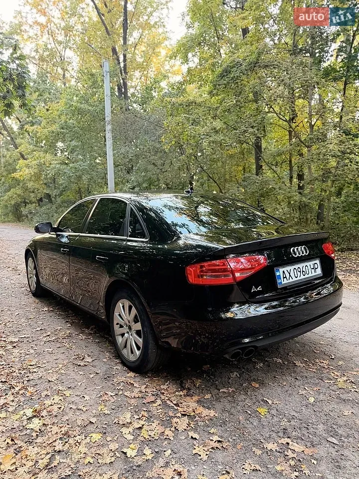 Audi A4 2013 photo 3
