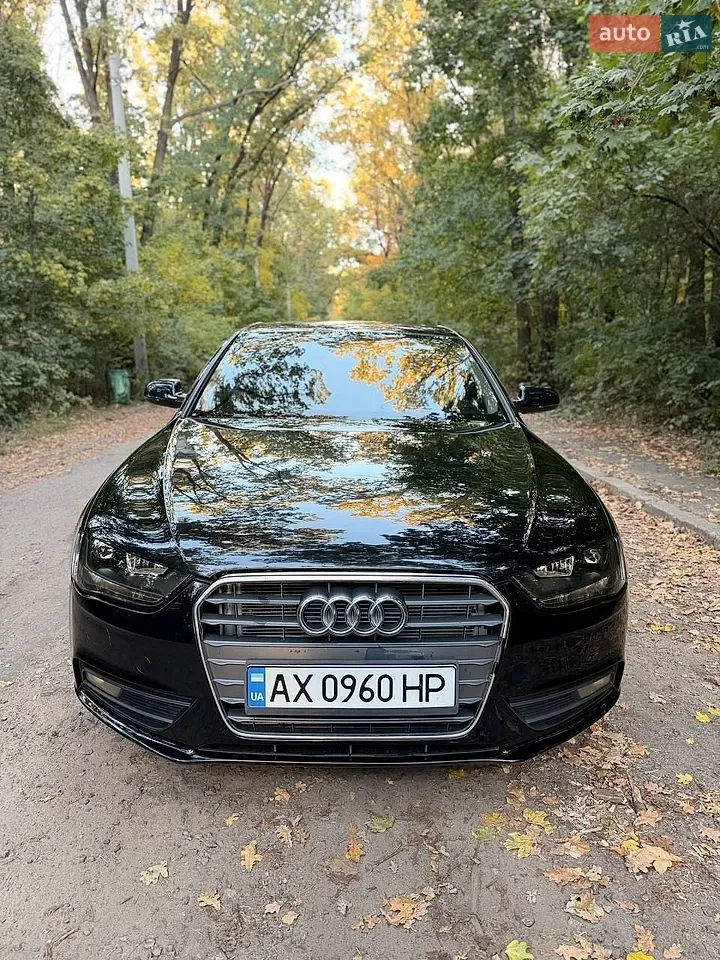 Audi A4 2013 photo 2
