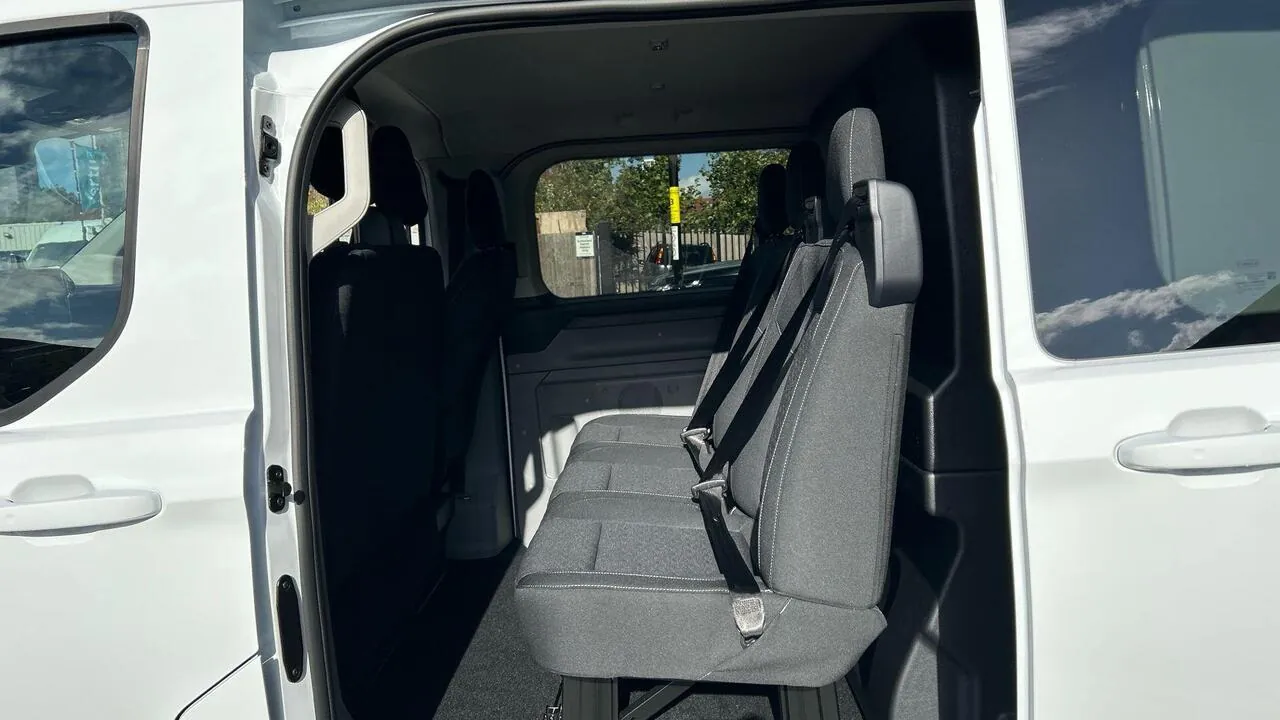 Ford Transit Custom photo 5