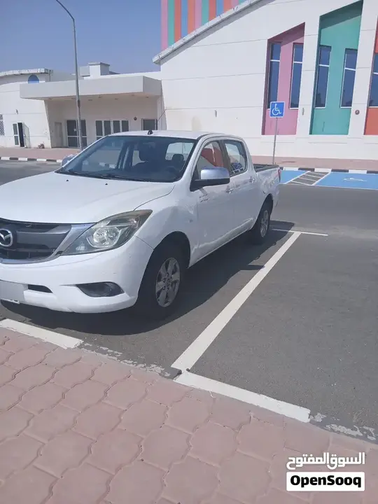 Mazda Bt-50 2016 photo 2