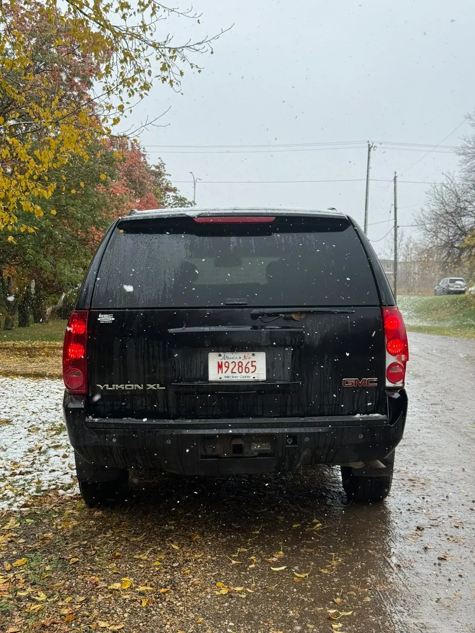 GMC Yukon 2014 photo 2
