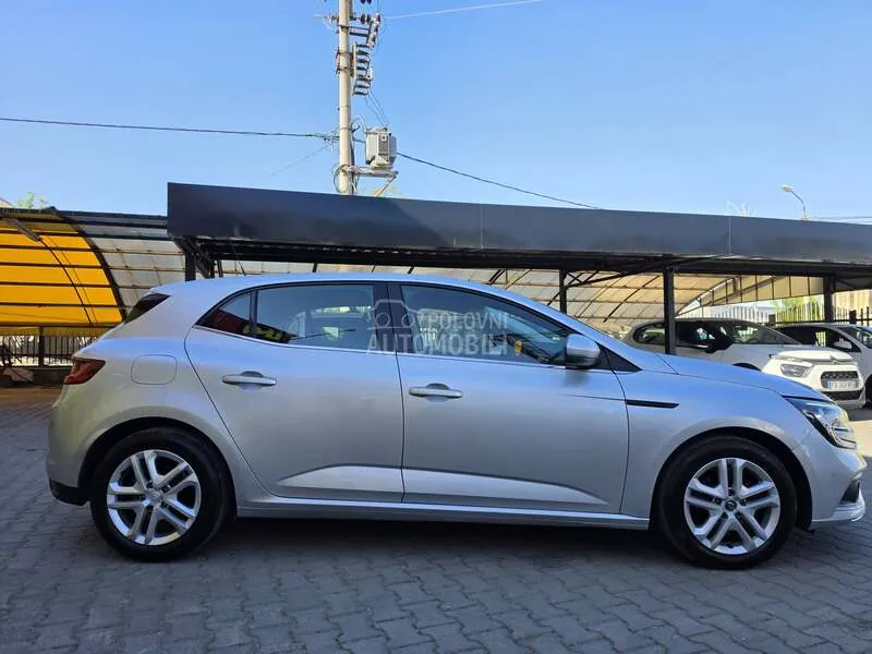 Renault Megane 2019 photo 4
