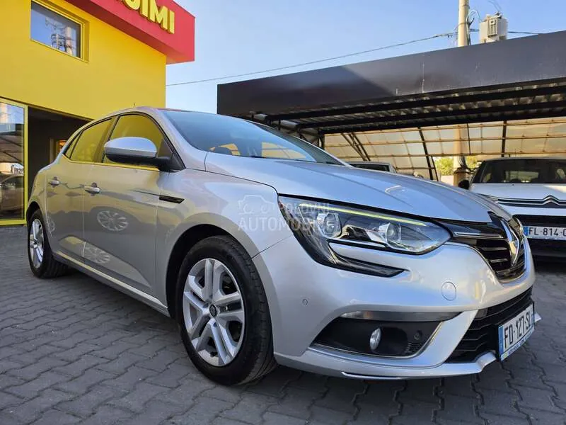 Renault Megane 2019 photo 3