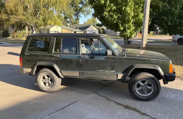 Jeep Grand Cherokee 1996 photo 3