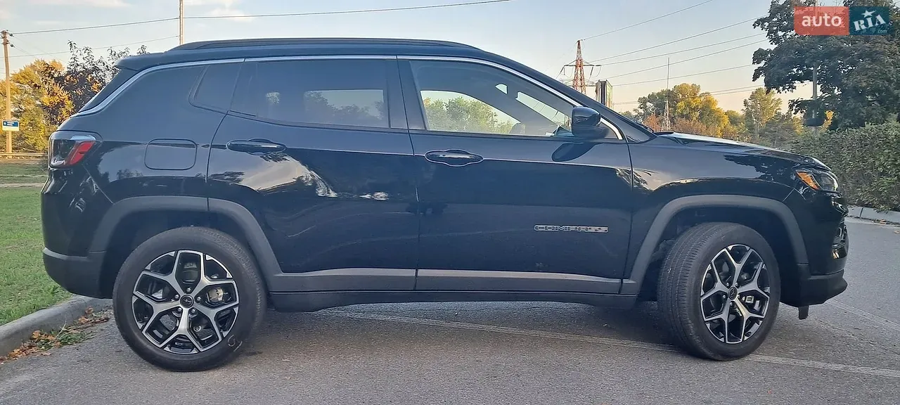 Jeep Compass 2025 photo 3