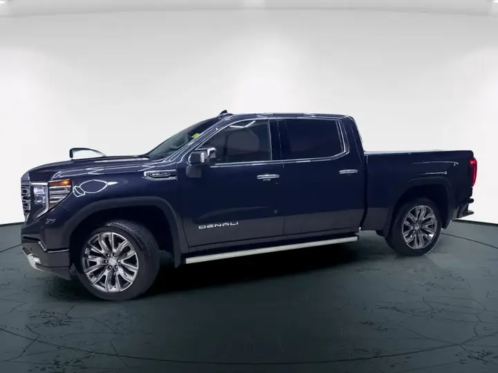 GMC Sierra 1500 2024 photo 3