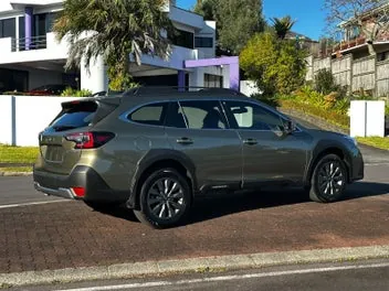 Subaru Outback 2025 photo 5