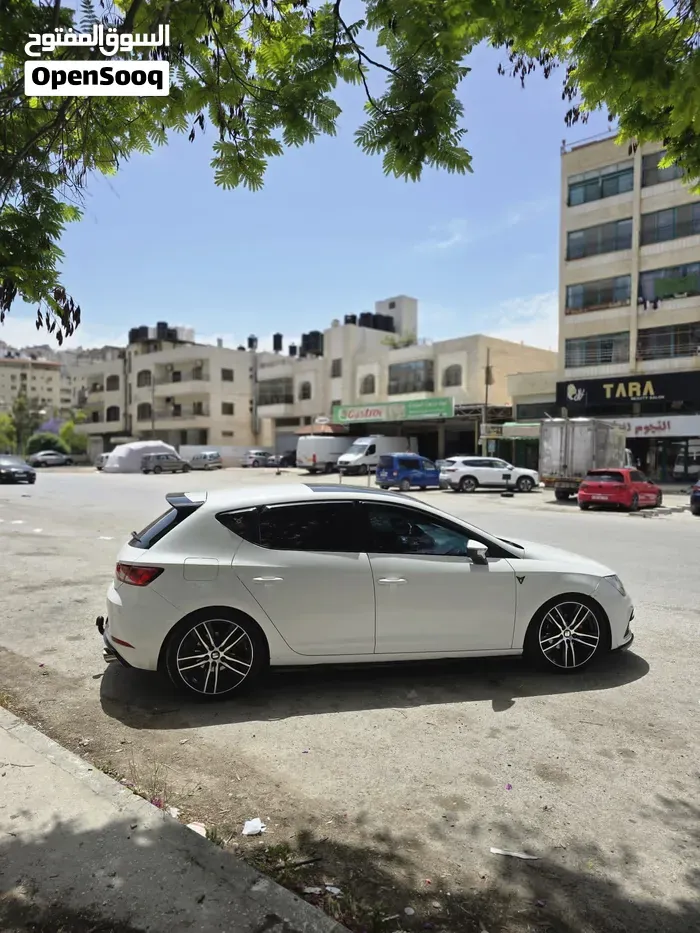 Seat Leon 2018 photo 2