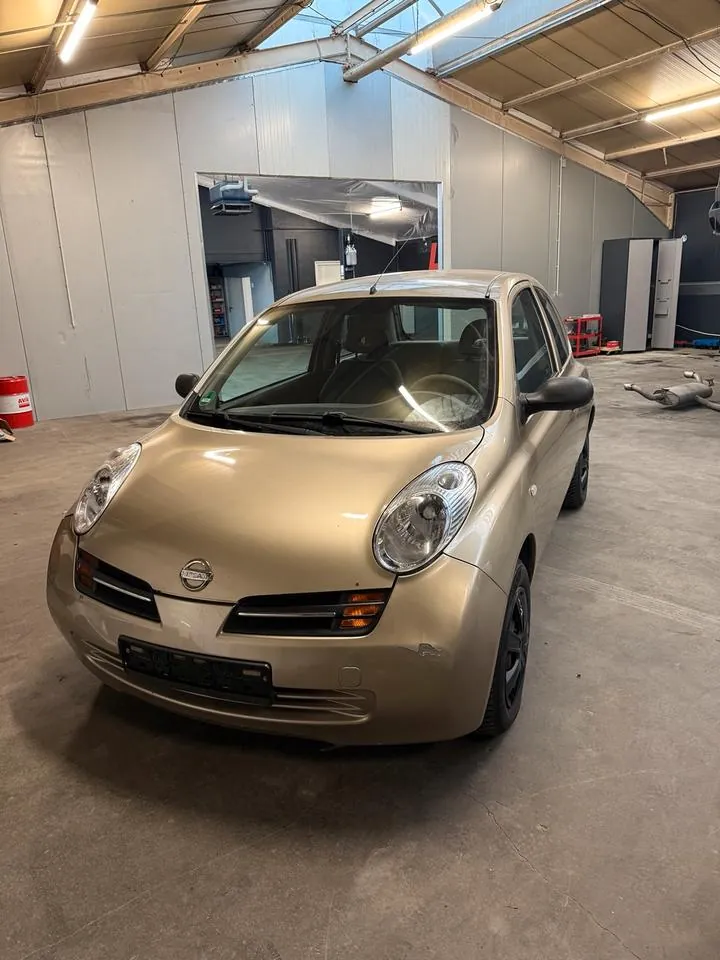 Nissan Micra