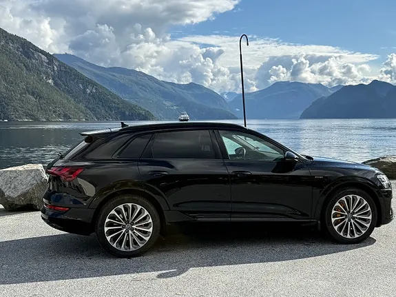 Audi E-Tron 2020 photo 5