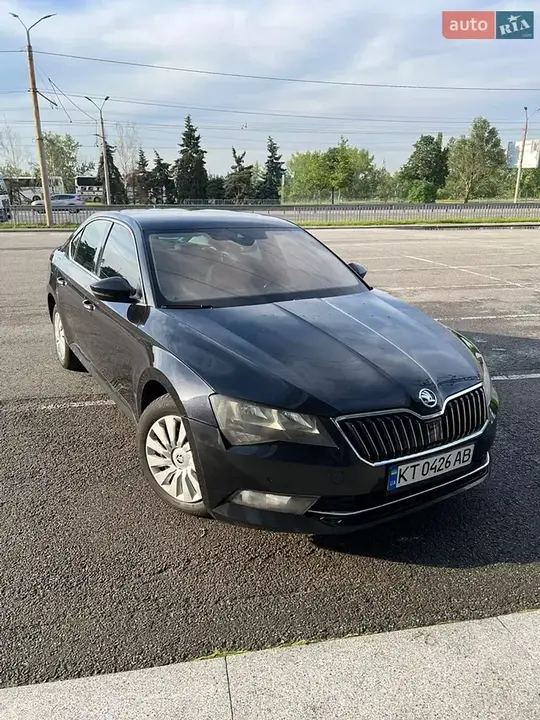 Skoda Superb 2015 photo 5