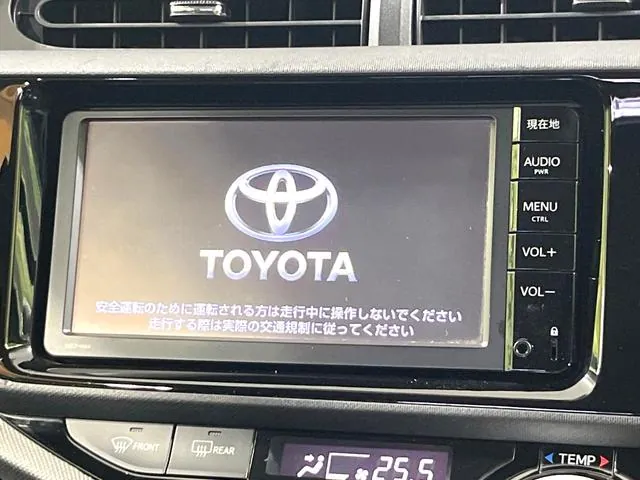 Toyota Aqua S 2015 photo 3