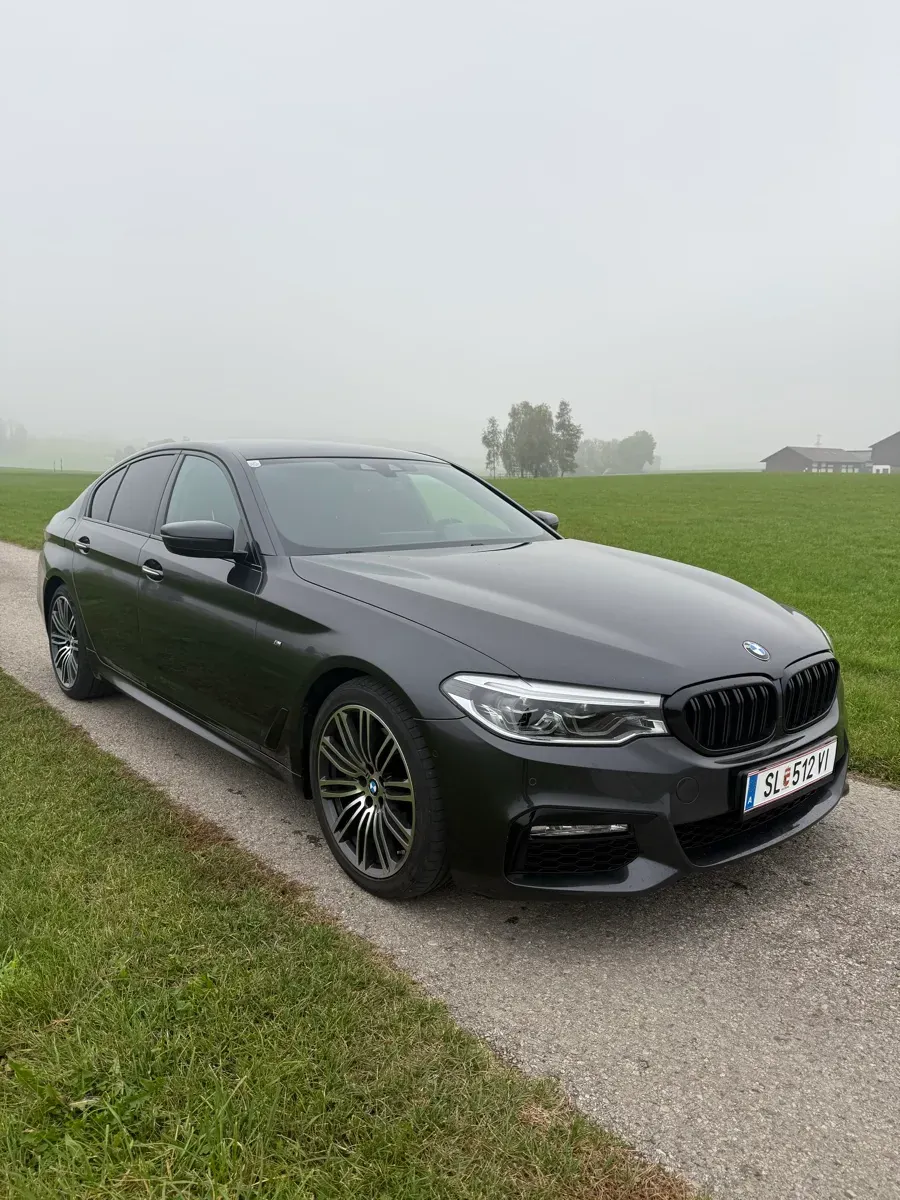 BMW 5 Series 2017 photo 3